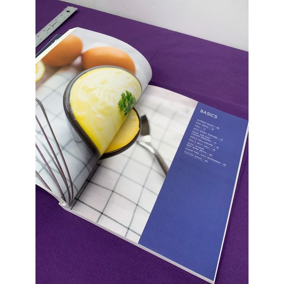 Simply Keto by Suzanne Ryan a Practical Approach to Health and Weight Loss Hundr - Picture 8 of 11